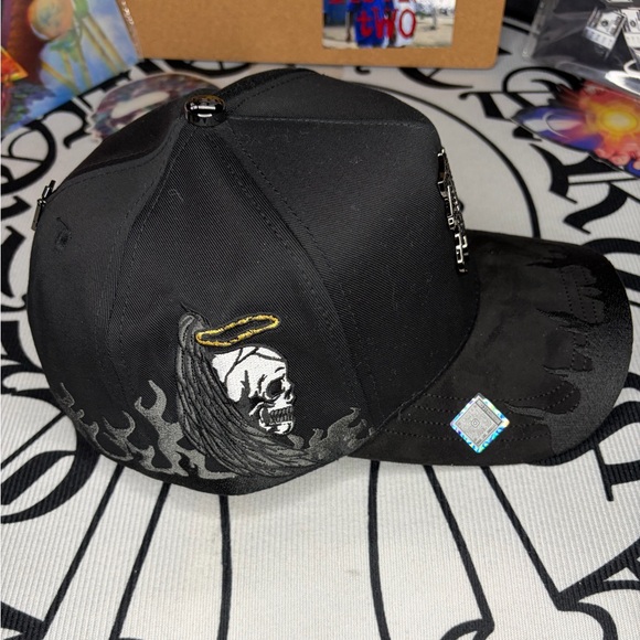 Big Boss SnapBack 🔥 - Picture 2 of 4